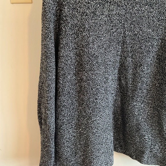 Large lapel shrug cardigan - Picture 3 of 3